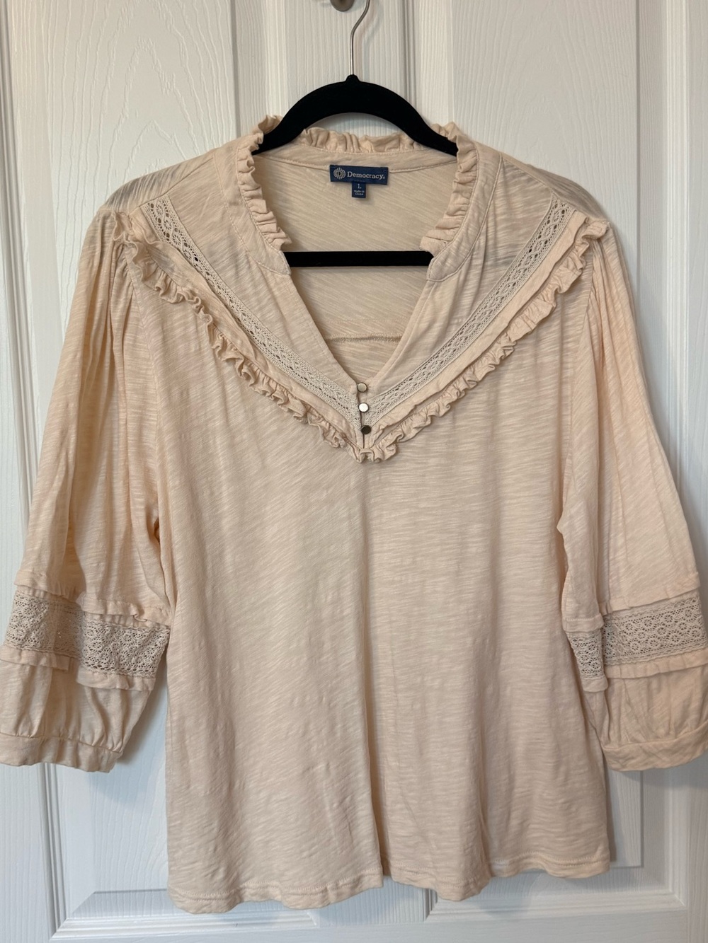 Democracy Women's Light Cream Ruffle V-Neck Blouse